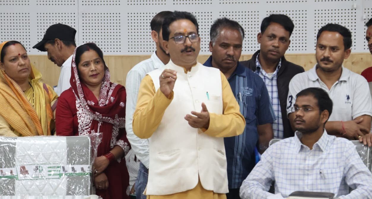 काली चट्टान भू-स्खलन व झींझी पुल निर्माण का डीएम करेंगे स्थलीय निरीक्षण