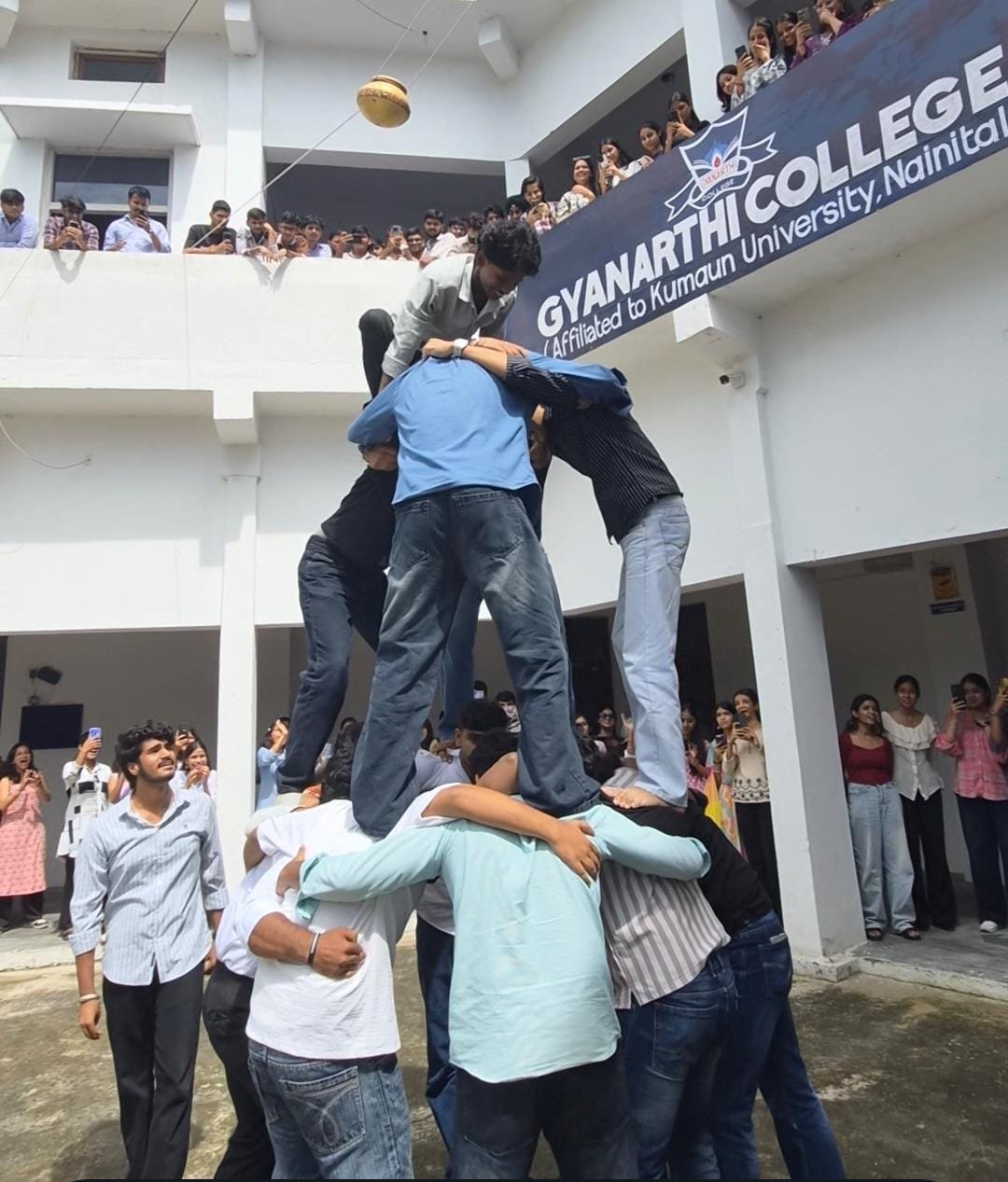 ज्ञानार्थी कॉलेज में धूमधाम से मनाई गई जन्माष्टमी, श्रीकृष्ण की लीलाओं ने मोहा मन